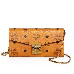 MCM Wallet/Chain clutch purse